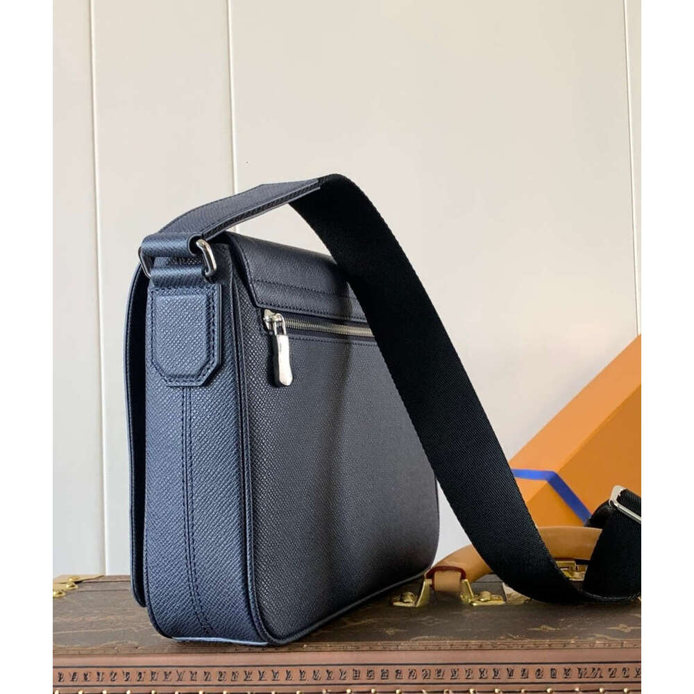 TOP Handbags Women Men Leather TRIO Messenger Bags Shoulder Make up Bag Designer Handbag Tote bag AAAAA