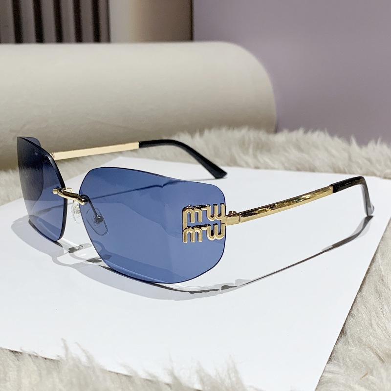 2025 Summer Hot Selling Free Shipping Fashion Designer Sunglasses woman Outdoor Borderless Sunglasses blue green color