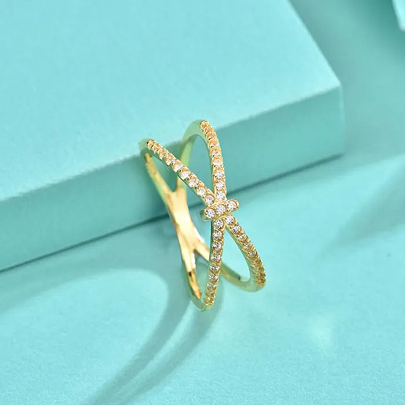 Chic Women's Solid 925 Silver Butterfly Knot Jewelry Piece Featuring Modern Line Design