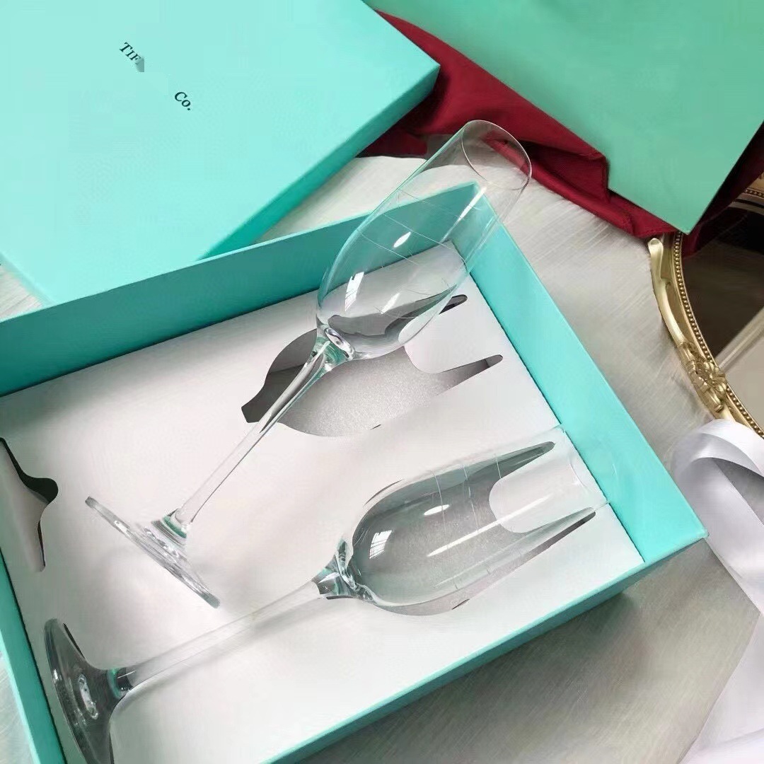 2025 new Champagne To Wedding Engagement Hand Birthday Red Wine Cup Gift Set Tail Glass