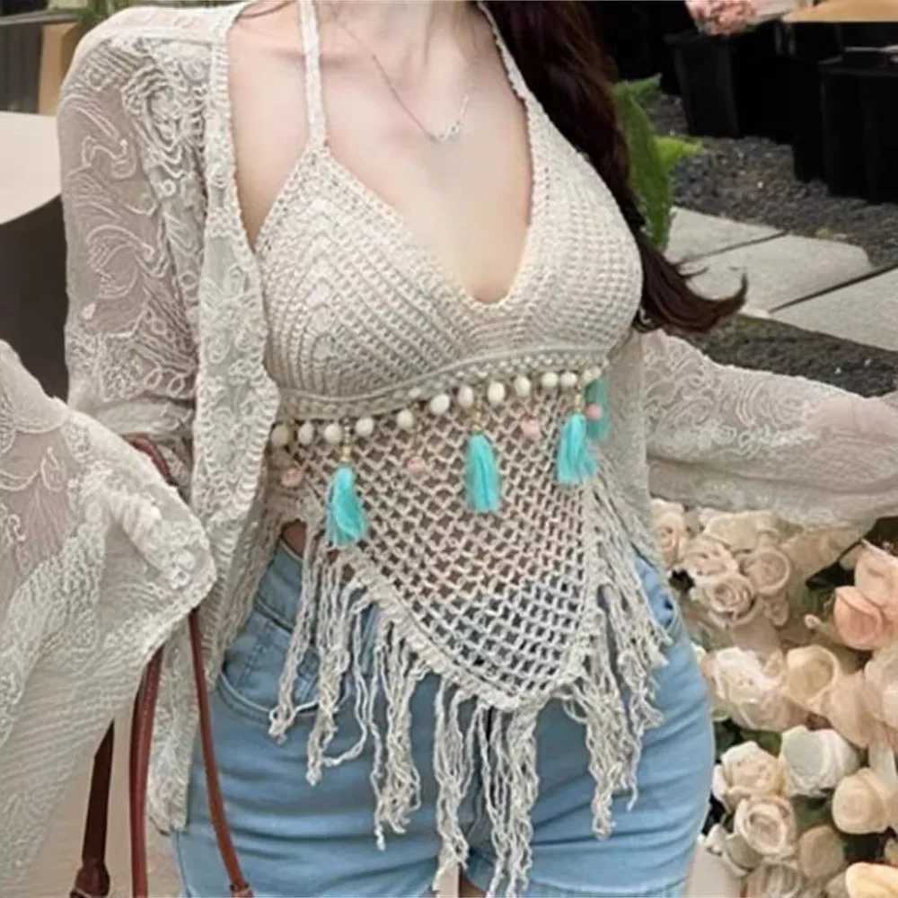 Knitted Tassel hollow womens vest Bohemian style sleeveless sexy womens tight corset cut top beach vestXJ250508