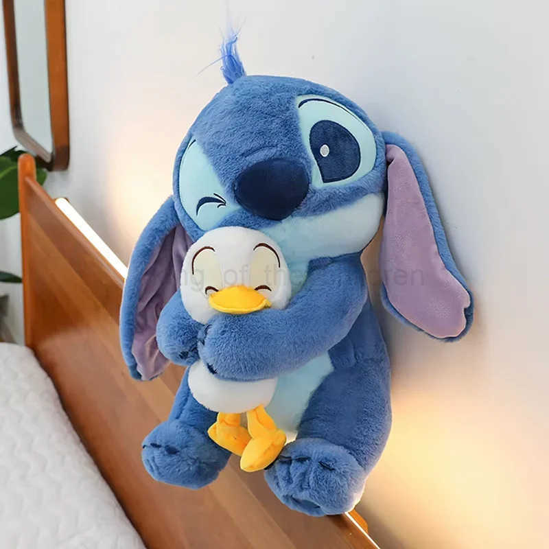 Disney Kawaii Disney Stitch Plush Doll Toys Stitch Hug Donald Duck Soft Stuffed Dolls Pillow Appease Toys Birthday Gift for Boys Girls W250509