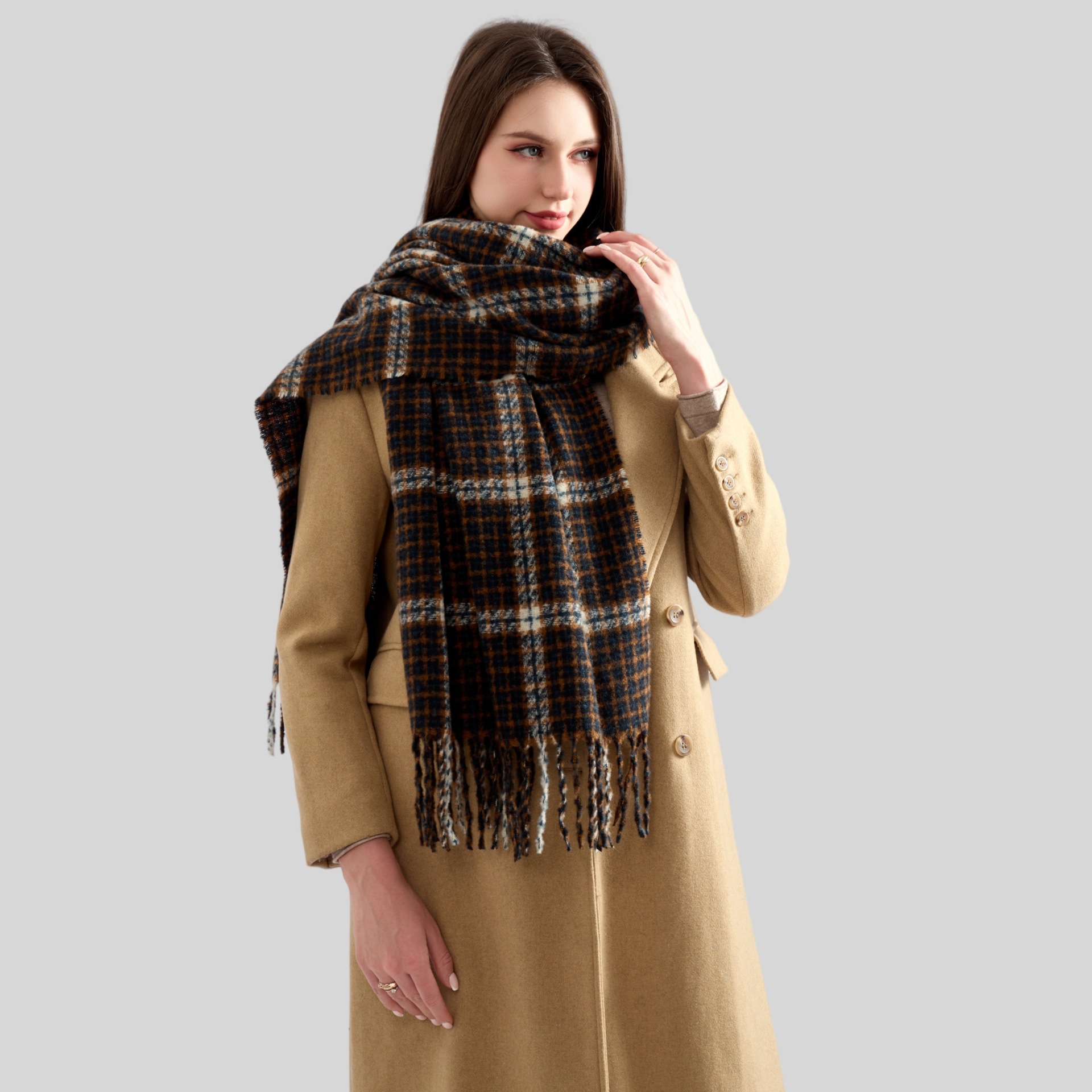 K664 2025 plaid scarf for women autumn and winter fashion new versatile long tassel shawl retro warm neck scarf