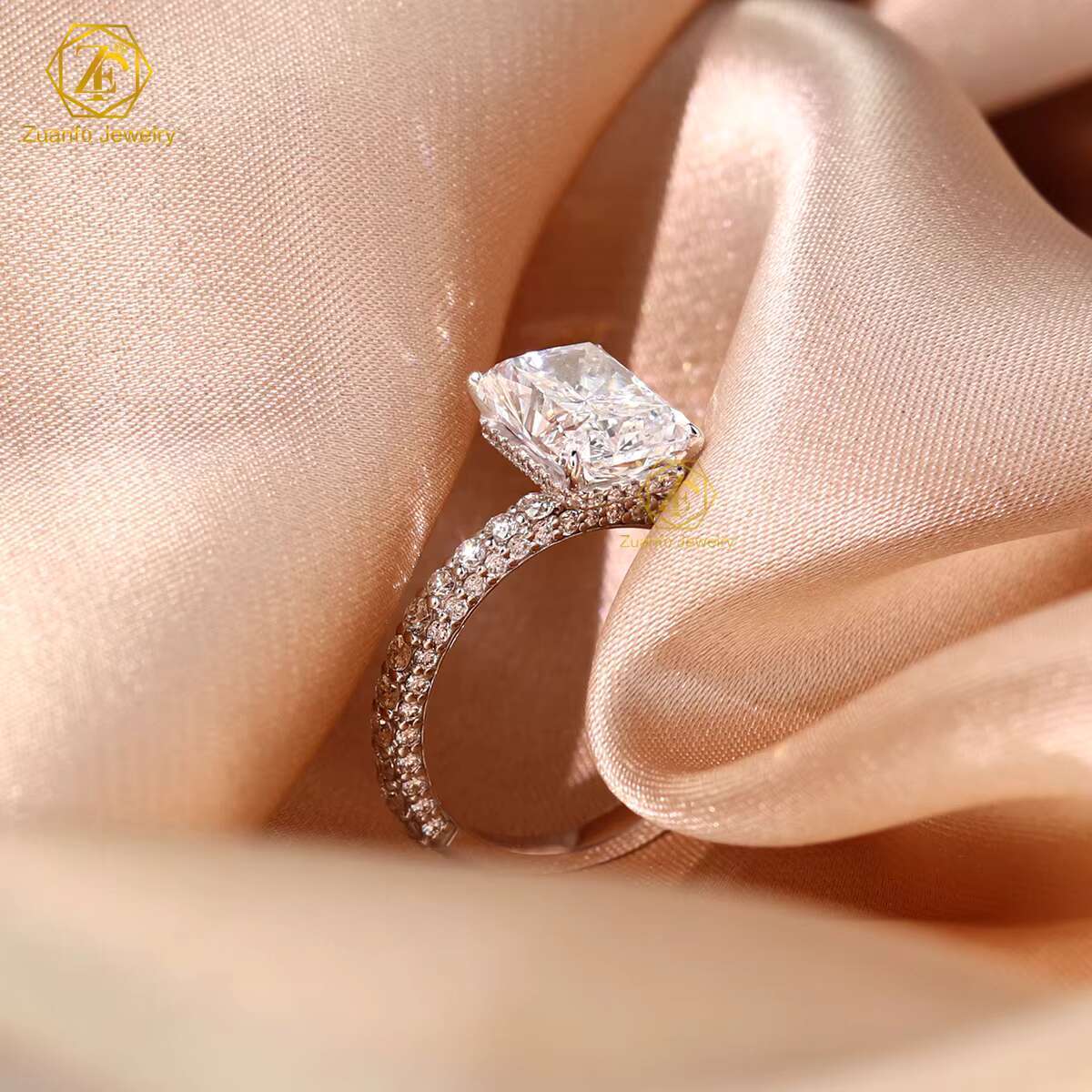 Wholesale IGI Certified HPHT CVD D VS1 Lab Grown Radiant Cut Diamond 1CT 14K 10K Solid Gold Jewelry Engagement Ring Women