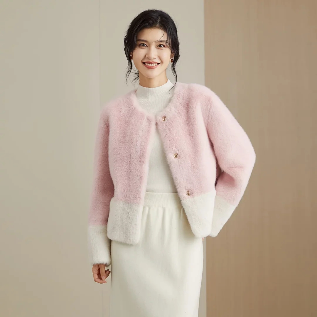 Womens Elegant Faux Fur Coat Winter Warmth & Style with Long Sleeve Detailing