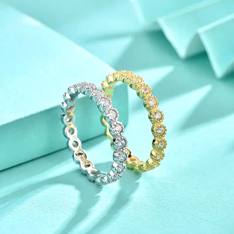 Sophisticated Unisex 925 Sterling Jewelry Piece with Polished Surface & Clear Cz Gemstones
