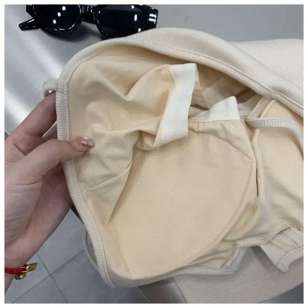 Fashionable knitted tight fitting vest niche summer top INS hip-hop button hot girl topXJ250508