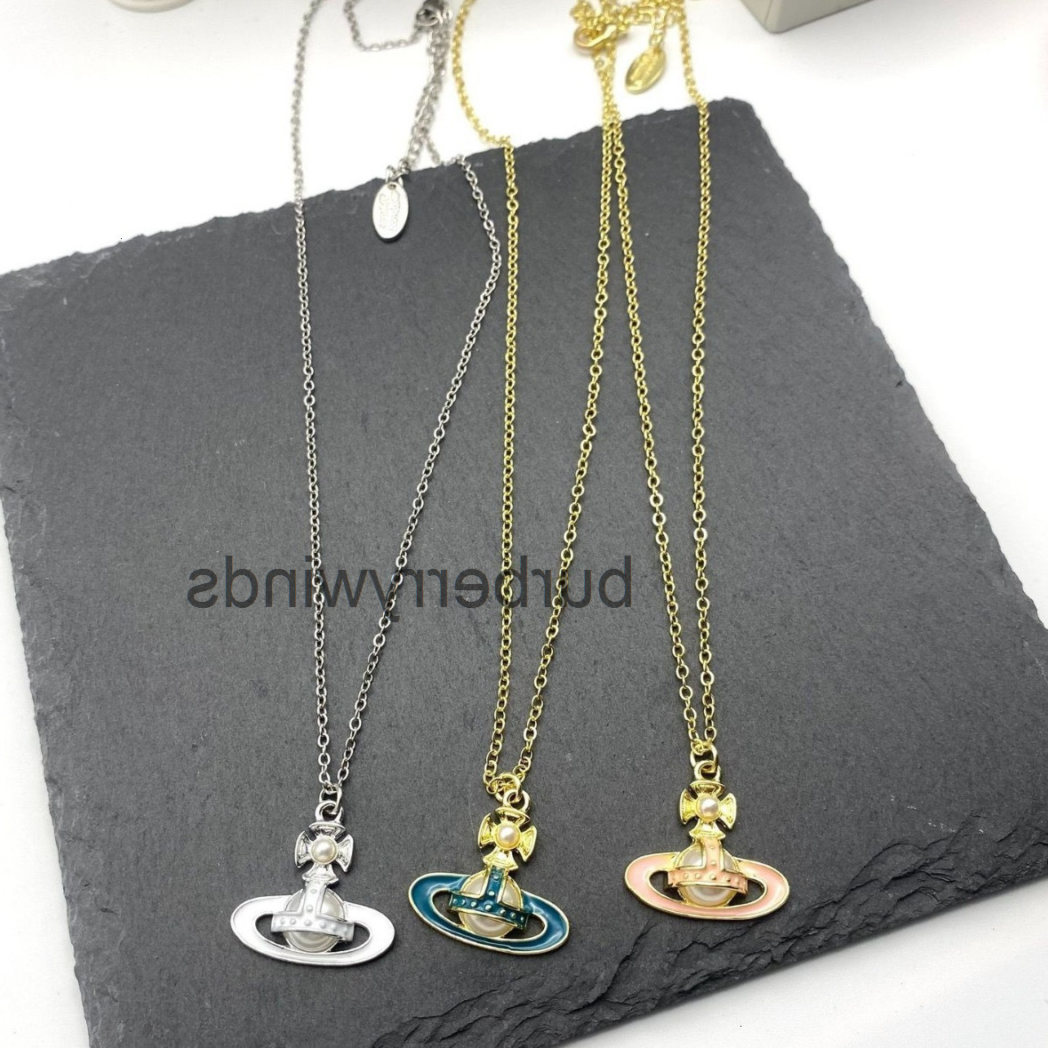 viviennenlies High Edition Empress Dowager Enamel Saturn Necklace Hand Painted Flat Gold Plated Planet Collar Chain Female ZRKV