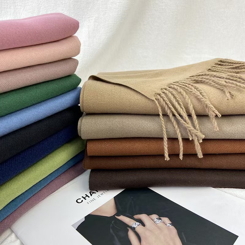 T666 autumn and winter new solid color scarf Japanese and Korean cashmere neck scarf female high-grade warm shawl