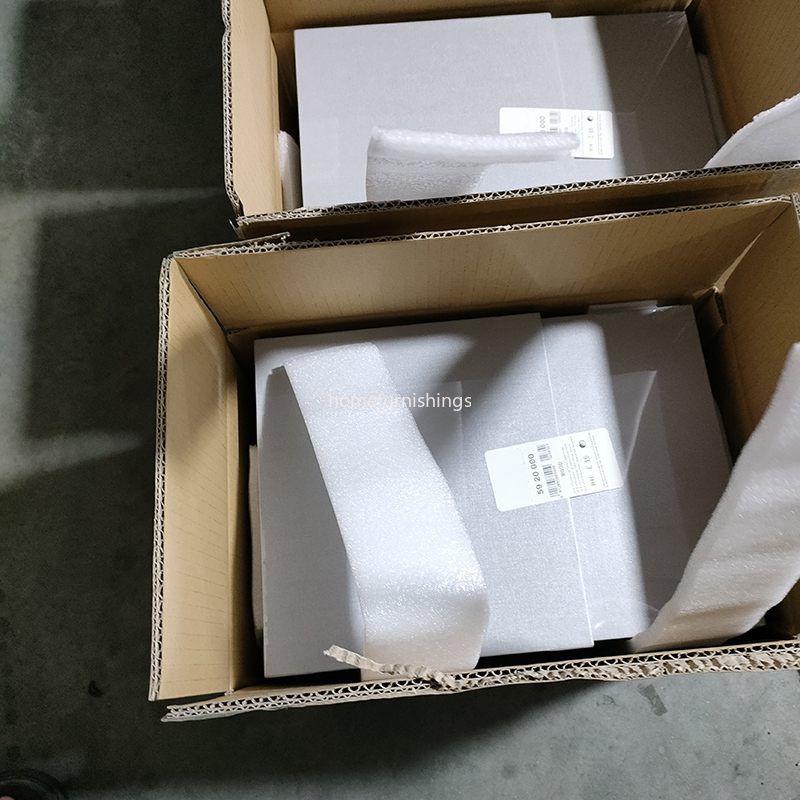 Set Posate 24 Pezzi Placcatura Argento Con Custodia a Forma di Uovo Design Elegante