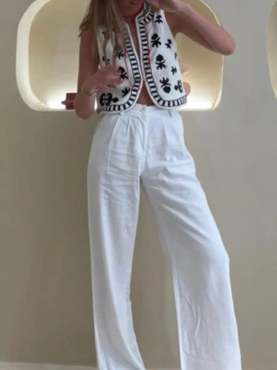 Womens summer embroidered vest vintage floral bohemian Vneck open front crop 250430Z