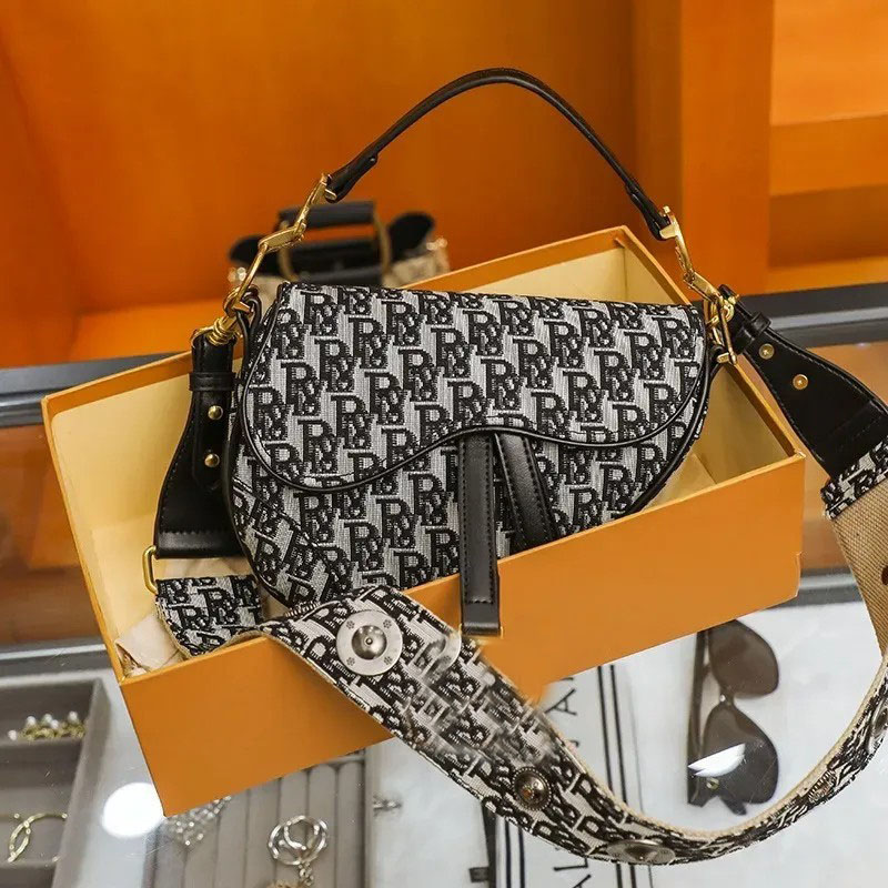 canvas womens hundred handbag hot crossbody saddle bag comfortable shoulder strap women large capacity letter underarm bags