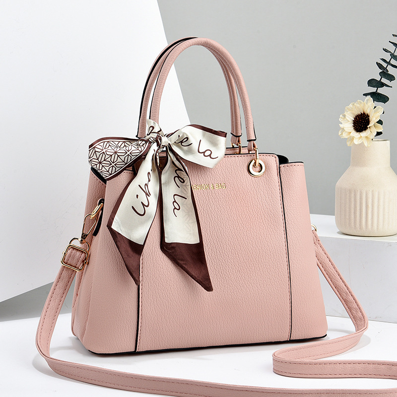 Hot Selling Fashion Crossbody Bag - Versatile Chic Shoulder Bag for Women, Fashionable Womens Summer Essential Free shipping