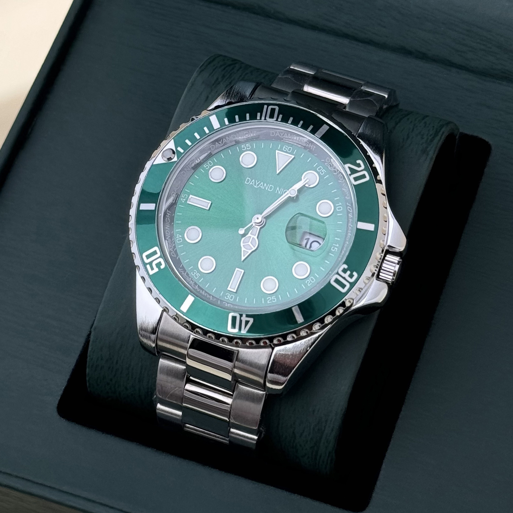 Stylish Stainless Steel Luxury Watch for Men & Women - Fashionable Business Wriswatch, Multiple choices, Perfect For Daily Wear, Evening Parties, Or A