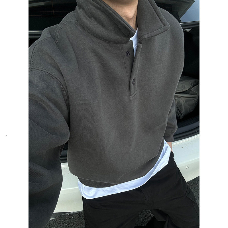Dark gray polo collar sweatshirt for men in spring autumn, a high-end feel, paired with long sleeved undershirt and American style lapel jacket