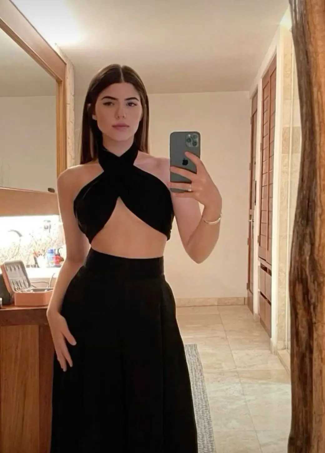 Black sleeveless sexy crop top womens backless lace camisole wireless Bralette tank spaghetti strap camisole crop topXJ250508