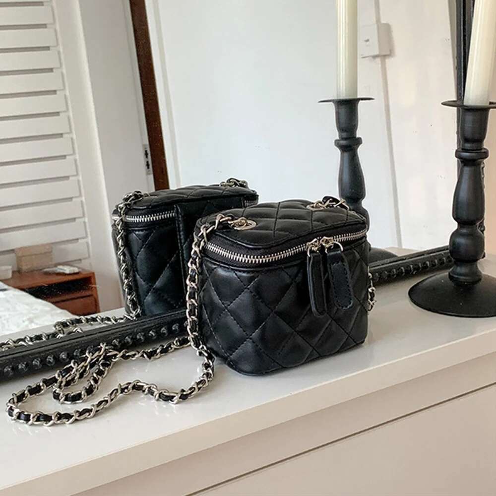 Mini Lingge Shoulder Designer Bags For Women 2023 Fashion Chains Crossbody Bag Box Handbags Lipstick Coins Purses New