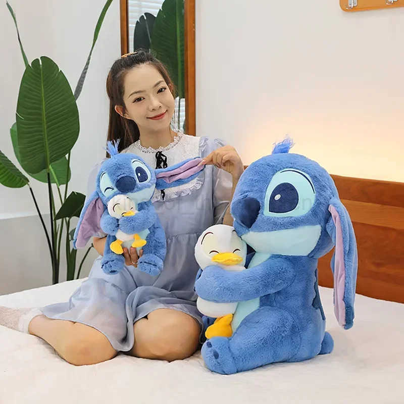 Disney Kawaii Disney Stitch Plush Doll Toys Stitch Hug Donald Duck Soft Stuffed Dolls Pillow Appease Toys Birthday Gift for Boys Girls W250509