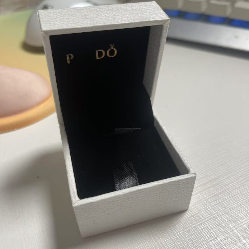 Ring Box P Brand Classic Designer Jewelry Veet Letters White jewelry organizer Rings Boxes Jewelery