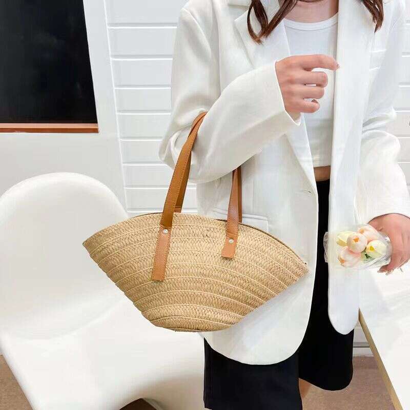 Beach Bag Shell Woven New Single Shoulder Portable Leisure Beach Grass Summer Handmade Women S Bag Trend KQ
