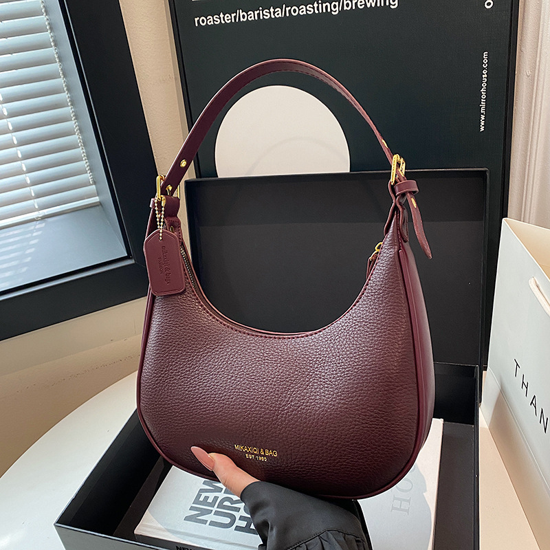 Designer Shoulder Bag Bag Luxury Bag Premium Crescent Crossbody Textured Leather Shoulder Tote For Women Underarm Collection