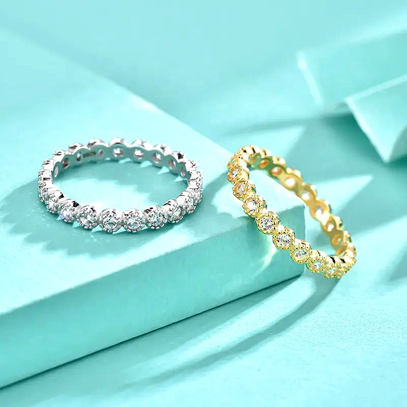 Sophisticated Unisex 925 Sterling Jewelry Piece with Polished Surface & Clear Cz Gemstones