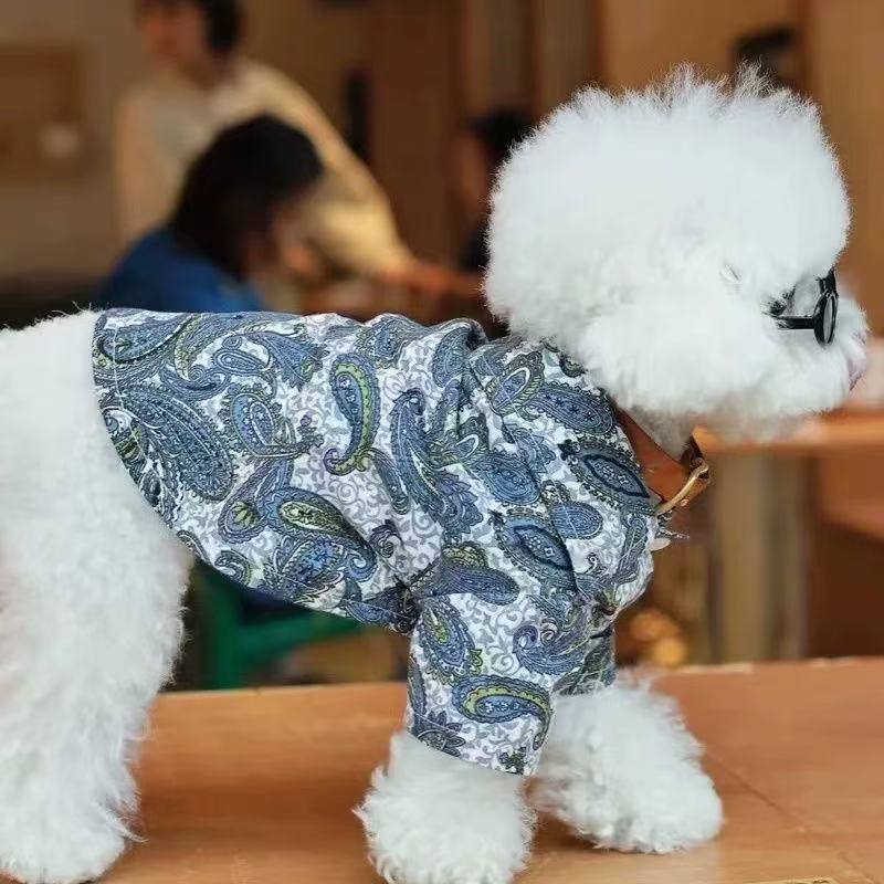 T00169 Cozy Velvety Flowered Long-Sleeve Outfit for Pets: Ideal Cold Weather Garment for Poms