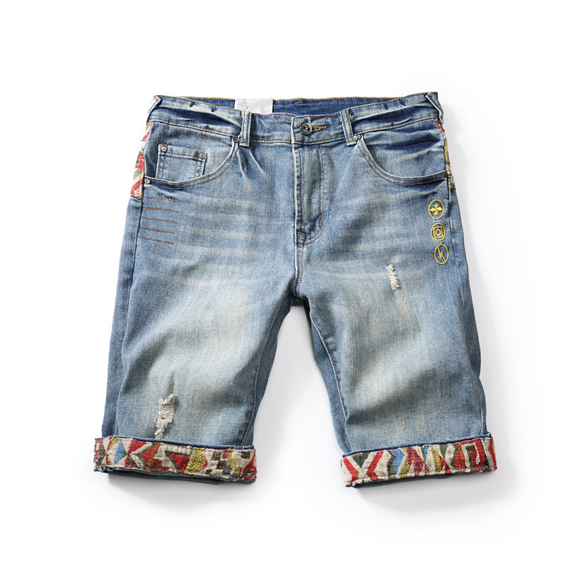 The 2025 New Design Style Of Jeans Features A Unique Patchwork And Color-blocking Look For A Handsome Five-inch Pants And Short Medium-length Pants