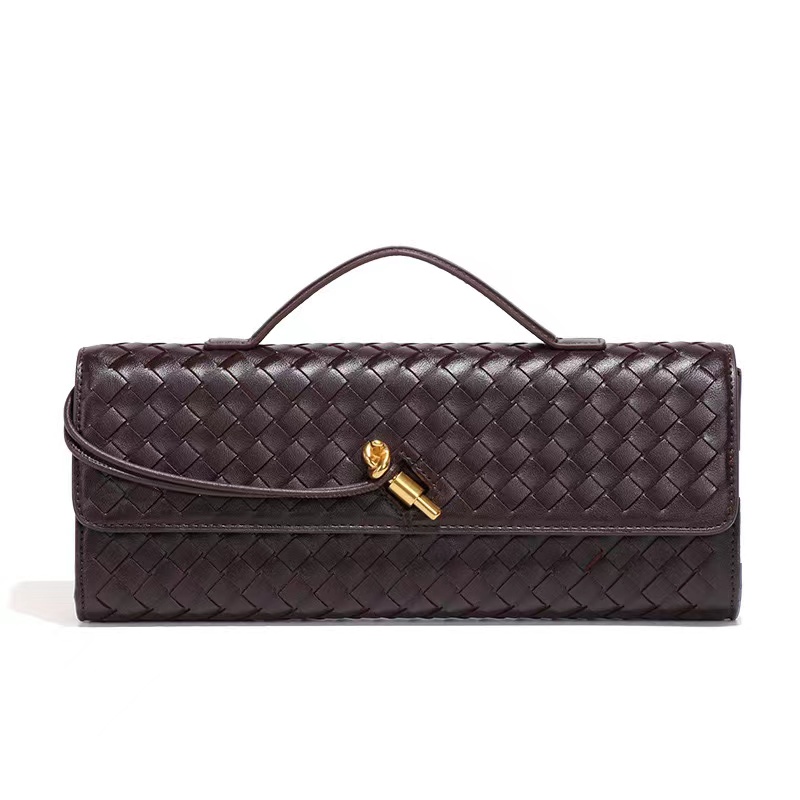 Designer 2025S New Spring Color Contrasting Grass Woven Bamboo Basket Water Bucket Handbag Fashion Shoulder Diagonal Cross Women Bag