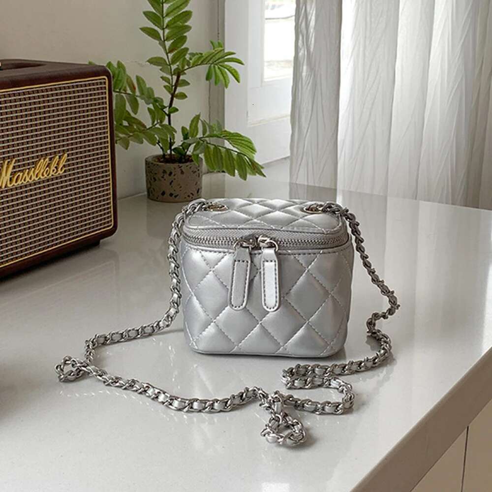 Mini Lingge Shoulder Designer Bags For Women 2023 Fashion Chains Crossbody Bag Box Handbags Lipstick Coins Purses New