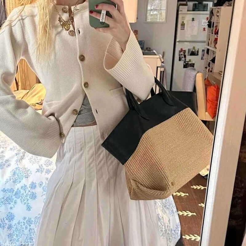Beach Bag Summer New Beach Fashionable Vacation Style Contrasting Color Splicing Grass Woven Large Capacity Portable Tote Bag KQ