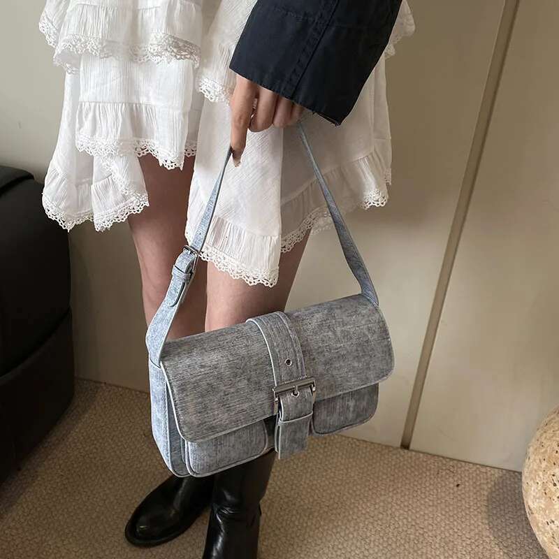 Women's Casual Underarm 2025 Spring New Model, A Small-niche Designed Shoulder and Crossbody Bag, Small Square Handheld Bag