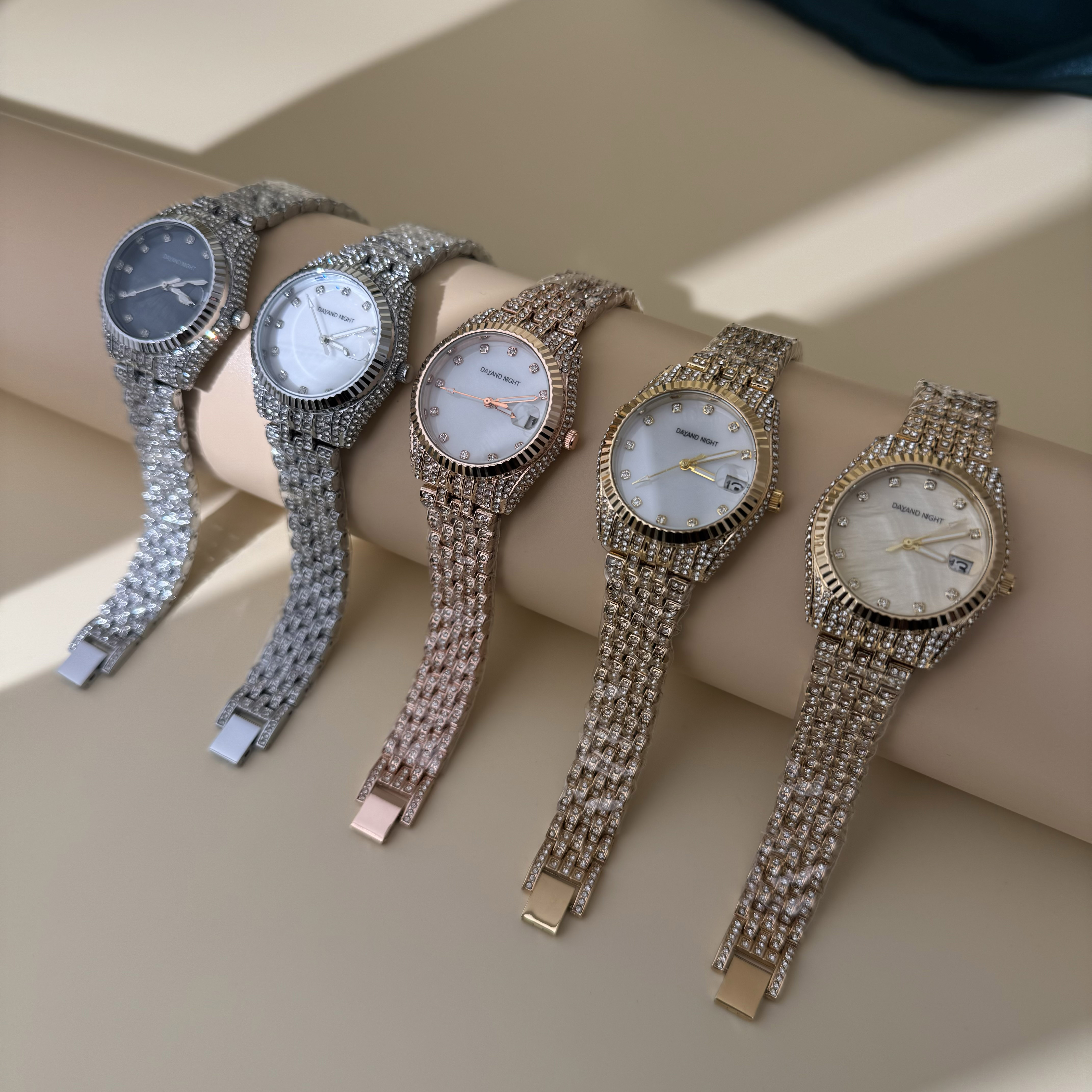 Luxury Diamond Couple's Watch | Quartz Wristwatch for Men & Women | Fashionable Dress Watch with Elegance| Perfect For Daily Wear, Evening Partie
