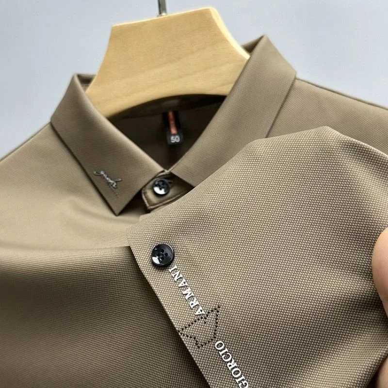 Brand Silky Elasticity Shirts 2024 Summer Lapel Ice Silk Single Breasted Shirt Business Casual Short Sleeved Men Clothing Z250509-1