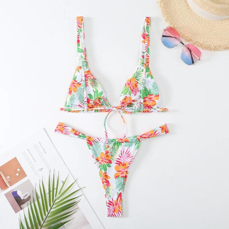Women's Swimwear Of The Season Sexy Floral Pattern Bikini Set Separate Strap Design Fashionable Home Straight Hair Style