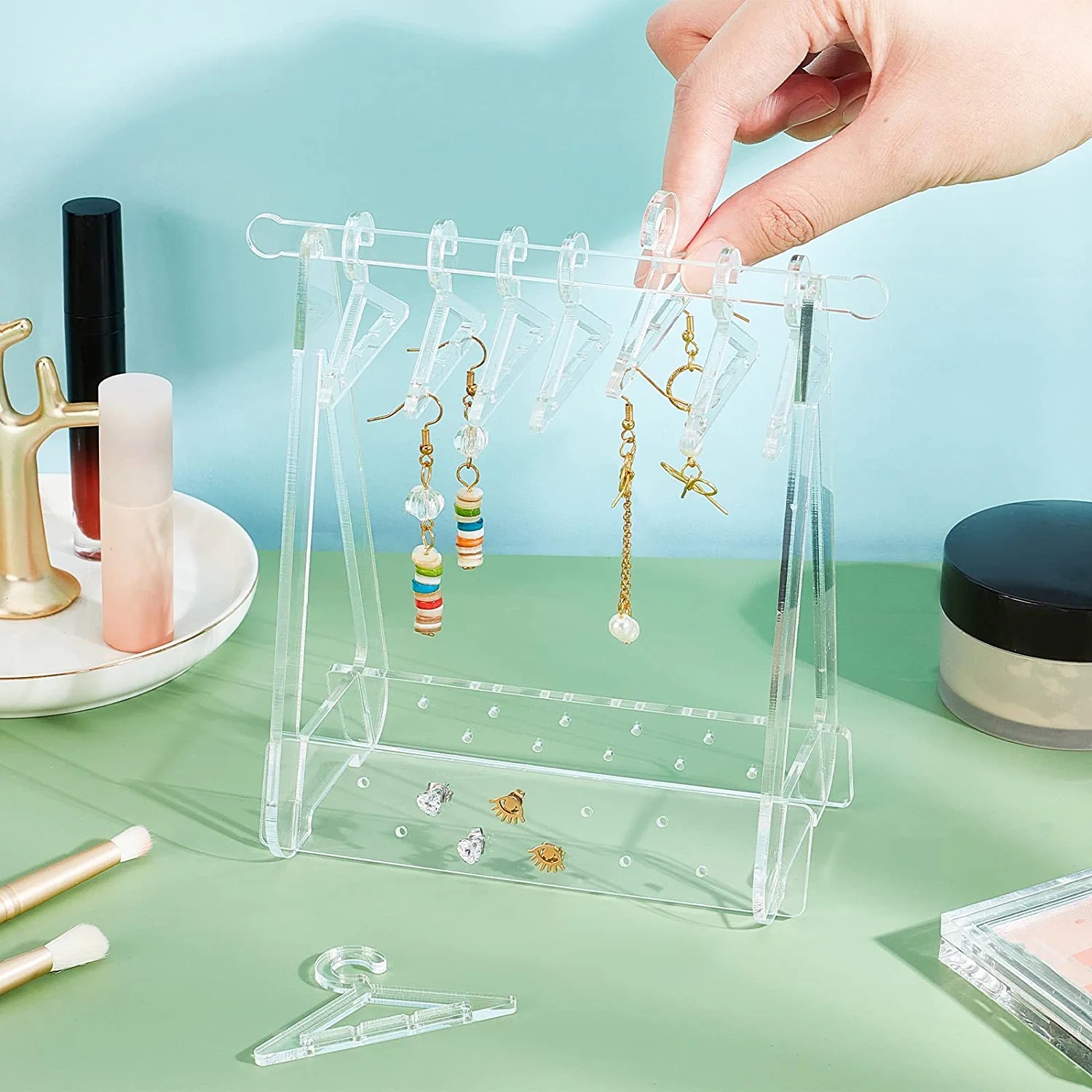 Elegant Multi-functional Acrylic Jewelry Rack: Ideal for Storing Earrings and Necklaces