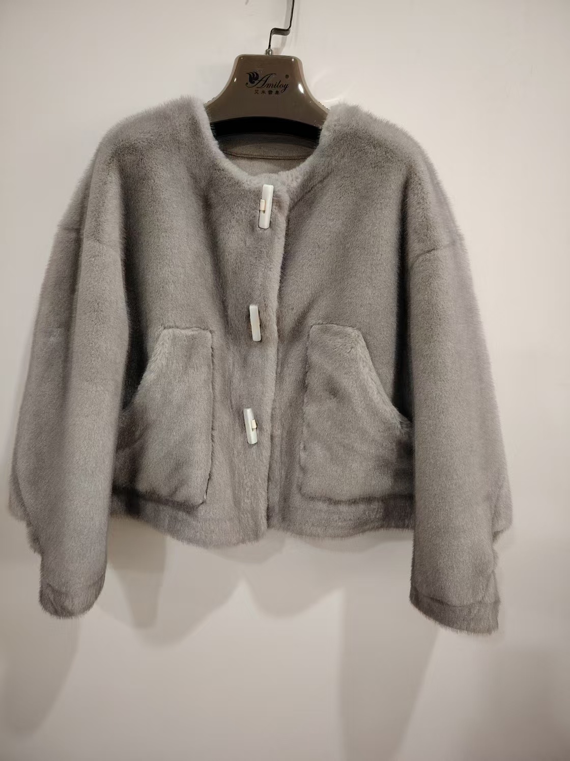 Trendy Designer-Inspired Short Ladies' Overcoat Made of Soft Imitation Mink