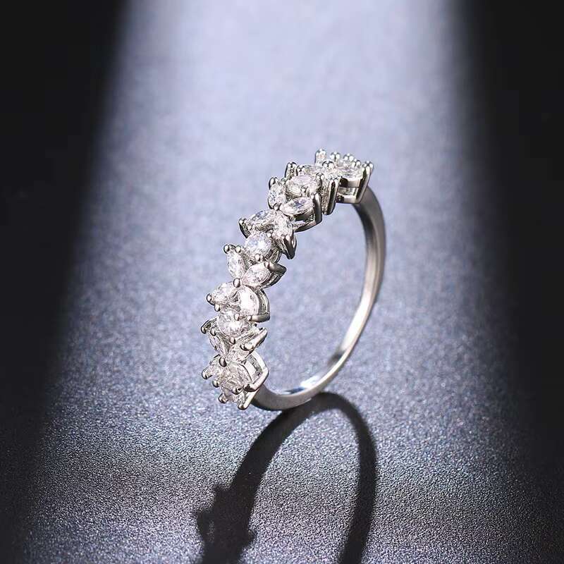 Zanlong 14168 Elegance Horse Eye Lucky Four-leaf Clover Moissanite Diamond Ring Silver Plated 18K White Gold Semi-diamond Ring