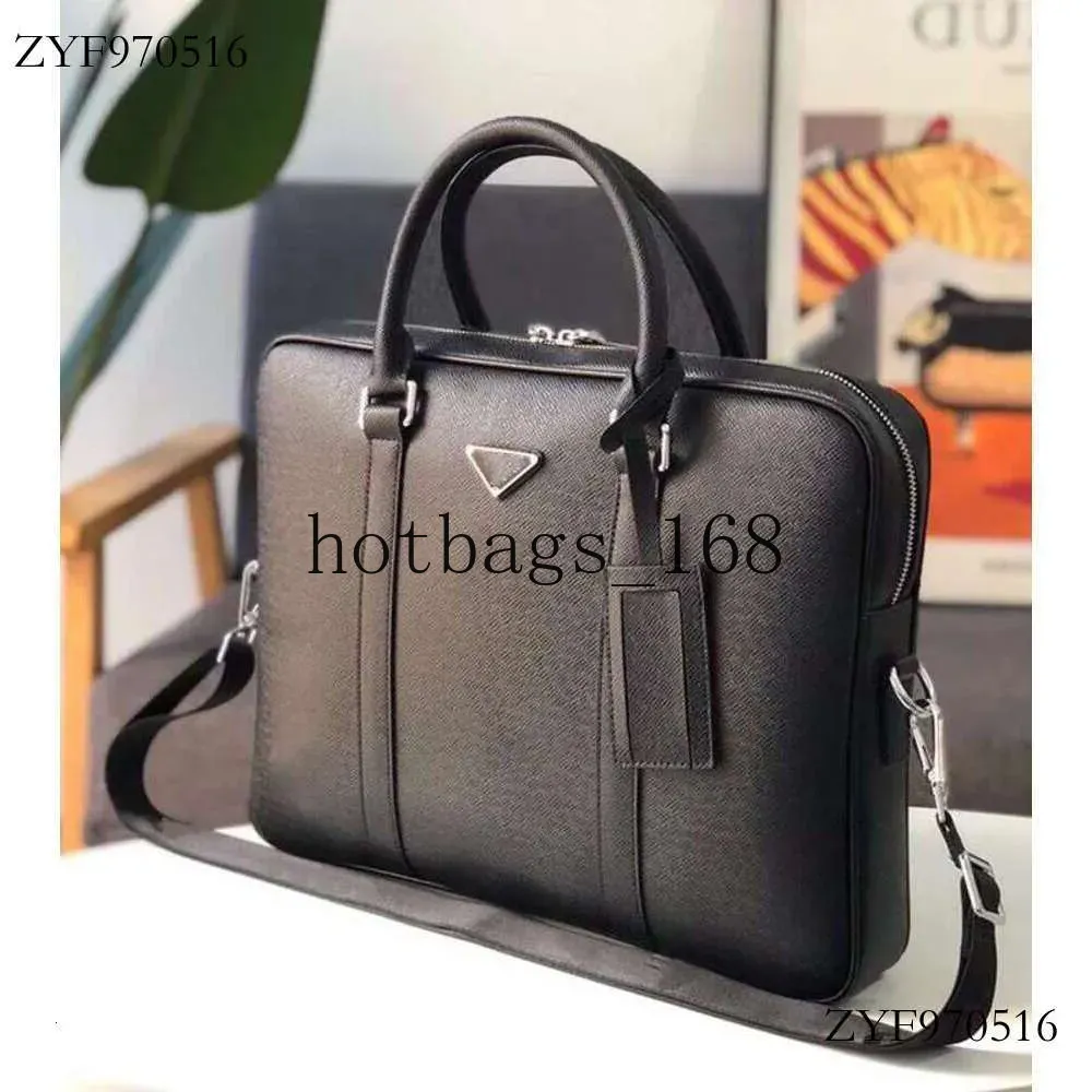 Designer briefcase men's business set hot selling laptop leather handbag large capacity shoulder bag