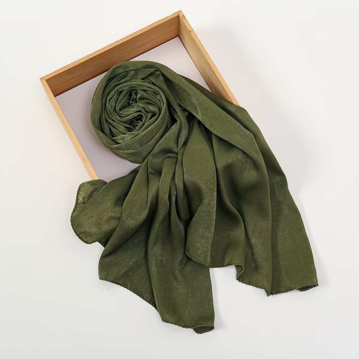 T668 solid color ladies polyester wrinkled satin long scarf soft and versatile head scarf spring summer autumn light breathable shawl