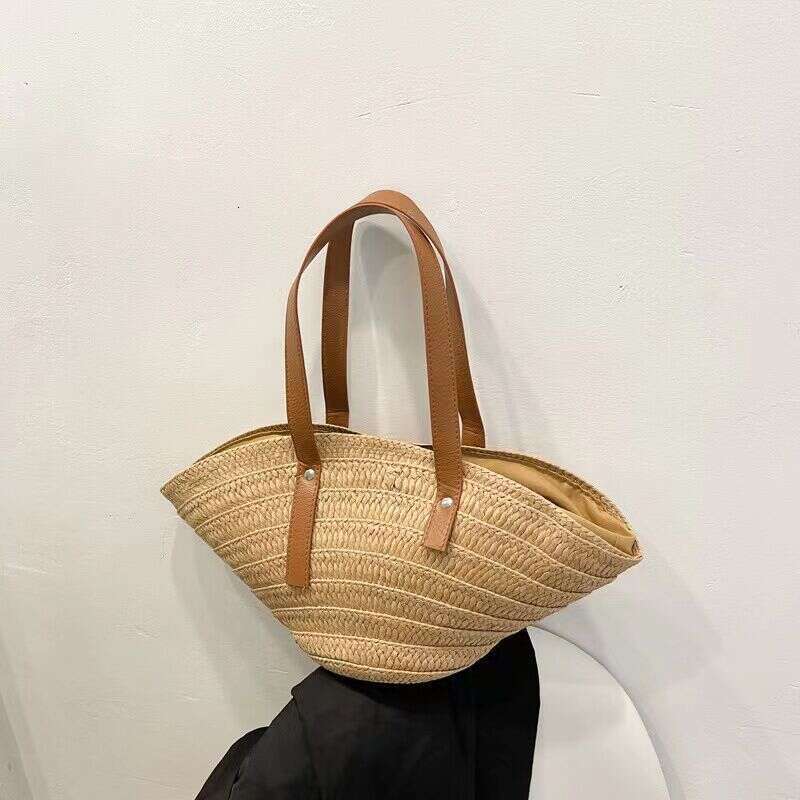Beach Bag Shell Woven New Single Shoulder Portable Leisure Beach Grass Summer Handmade Women S Bag Trend KQ