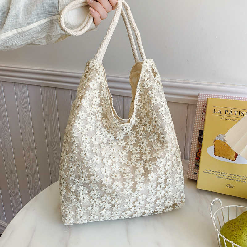 2025 New Korean Elegant Flower Shoulder Bag Large Capacity Underarm Bag Summer Fairy Bag Student Canvas Commuter