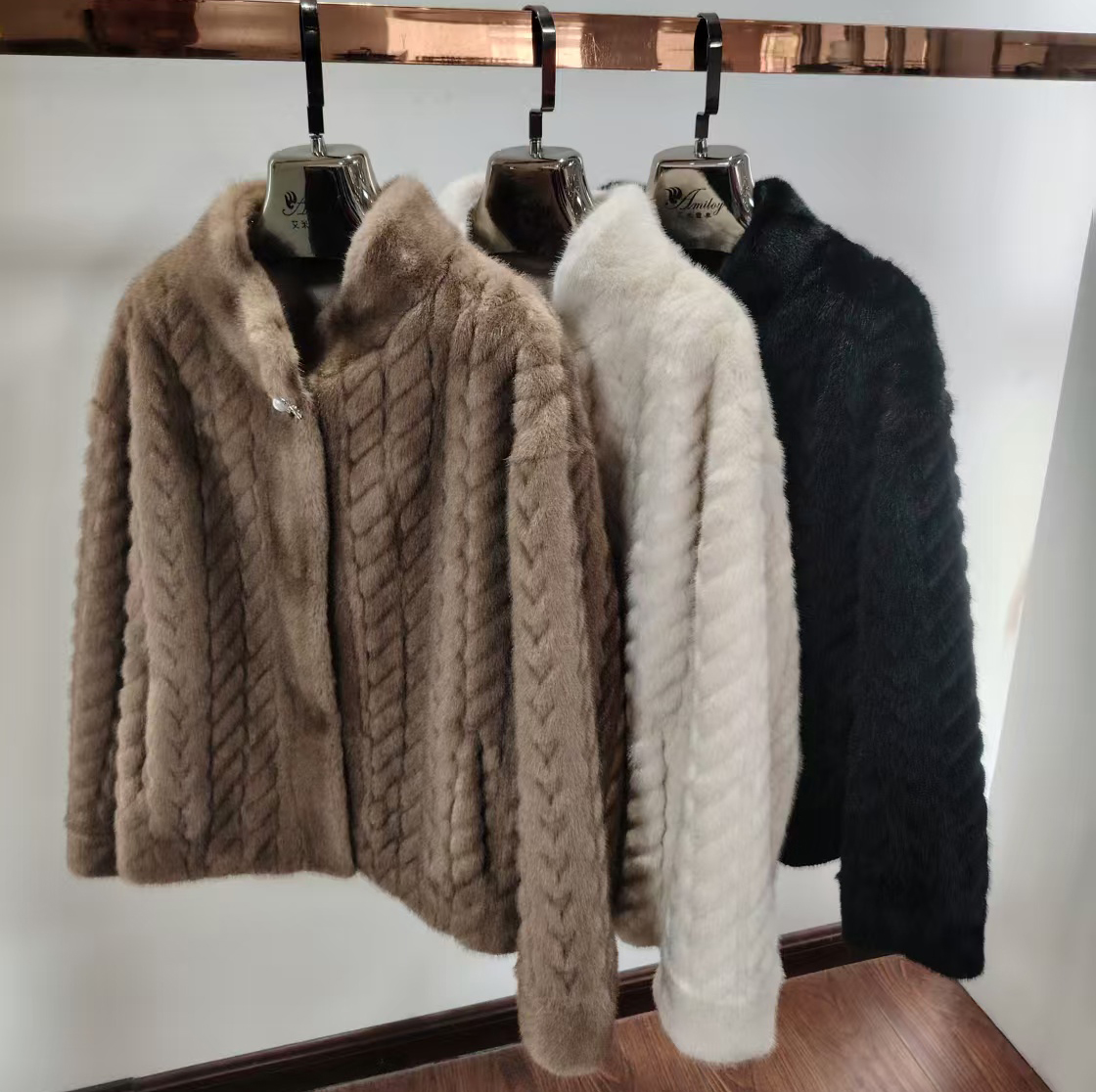 Elegantly Designed Women's Faux Mink Coat with Texture Ideal Autumn/Winter Layering Piece