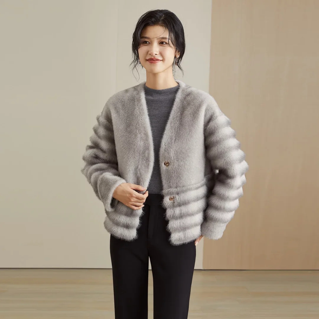 Elegant Womens Textured Faux Mink Outerwear Jacket - Perfect for Fall & Winter Chills