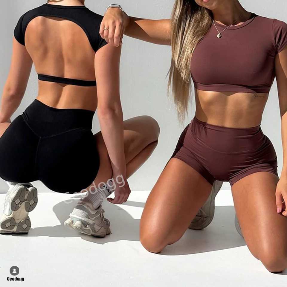 Pad Nylon Sports Shirts ss Workout Tops Fitn Sportswear Fa Yoga Clothing Sport Crop Tops Women Gym ShirtXJ250509