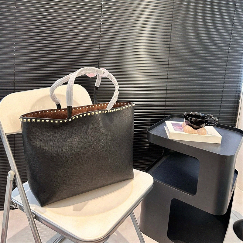 designer bag rockstud series luxnuy fashion shoulder tote bags for womans bag Rivet decoration handbag fashionable casual high-capacity shopping bag C a1zq#