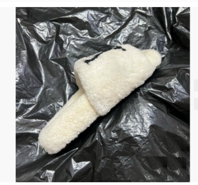 67 Luxury Slides Paris Designer men women Slippers Ladies Wool Winter Fur Fluffy Furry Warm Letters Sandals Comfortable Fuzzy Girl Flip Flop Slipper 35-46