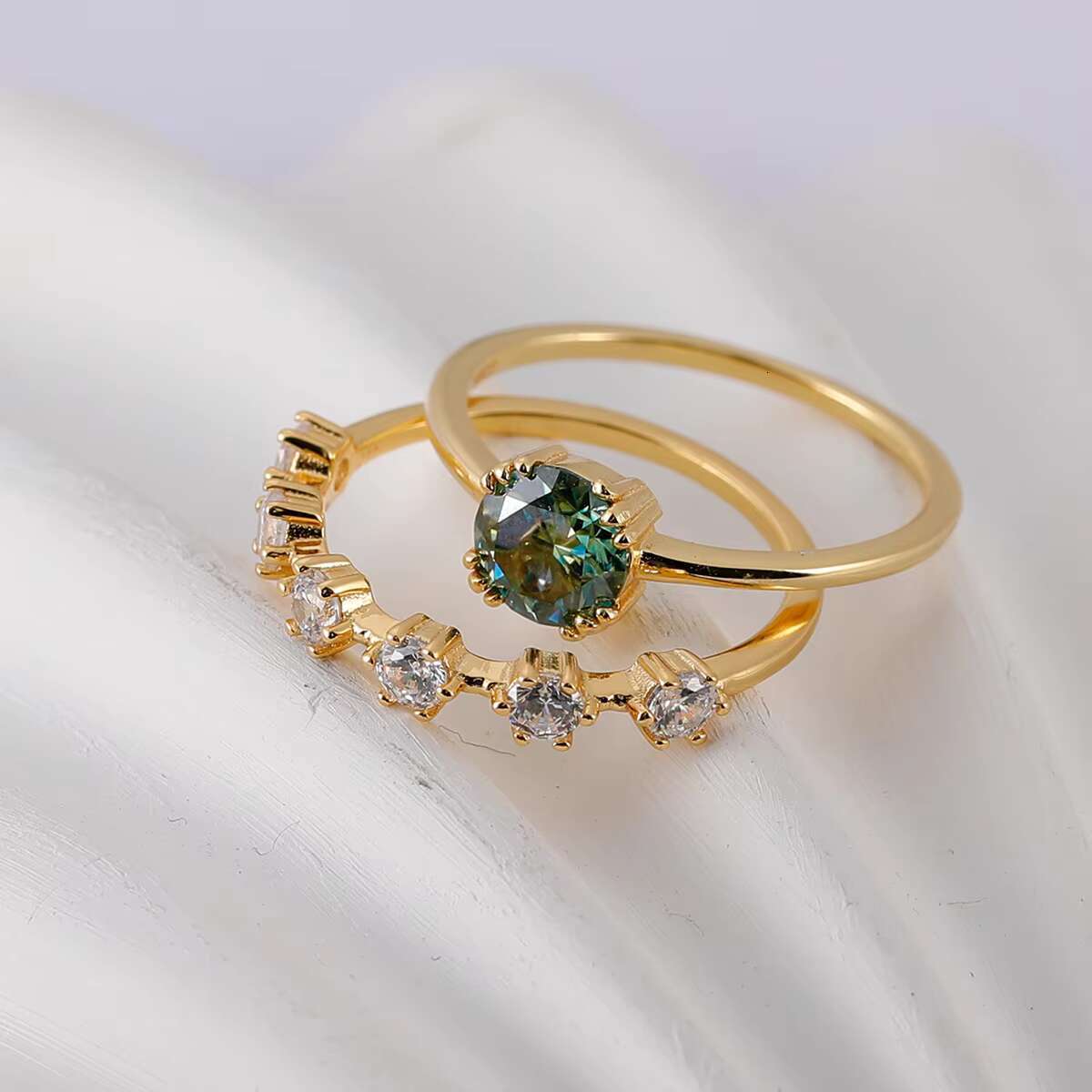 2025 HOT Sale INS Fashion Style Popular Ring Set S925 Silver 18K Plated Gold Green Round Moissanite Ring for Women Fine Jewelry