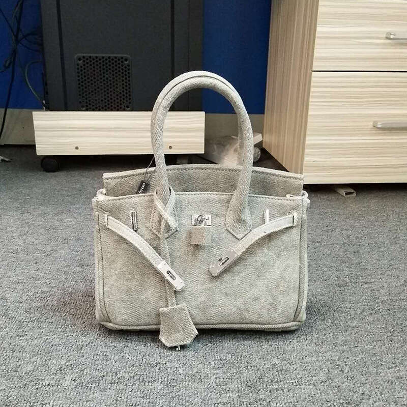 New Fashion Trend Creative Personality Art Army Green Old Diagonal Straddle Tote Handheld Canvas Women s Bag