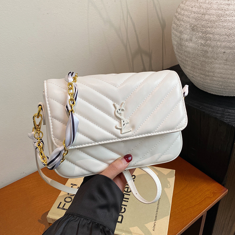Hot New Korean - Style Women's Luxury Small Bag Designer Grid Chain Shoulder / Crossbody Bag Versatile Fashion Free shipping